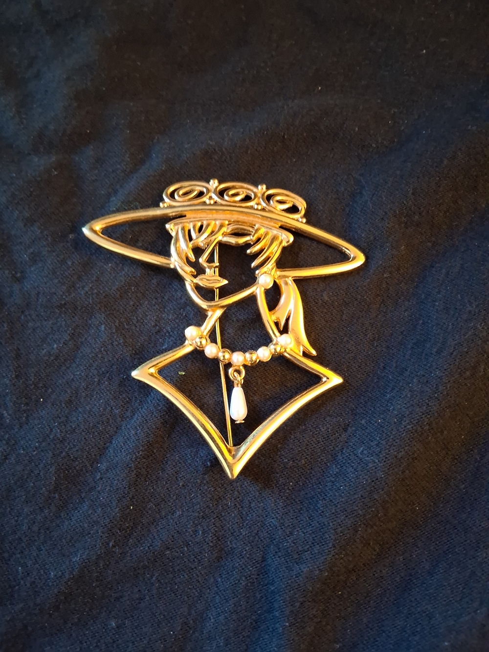 Vintage Signed JJ Jonette Art Deco Glamour Lady Faux Pearl Hat Brooch Pin Large